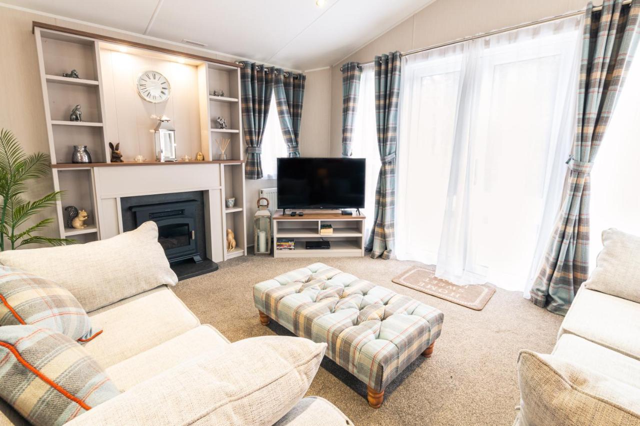 Lodge Hidden Jewel With Hot Tub York